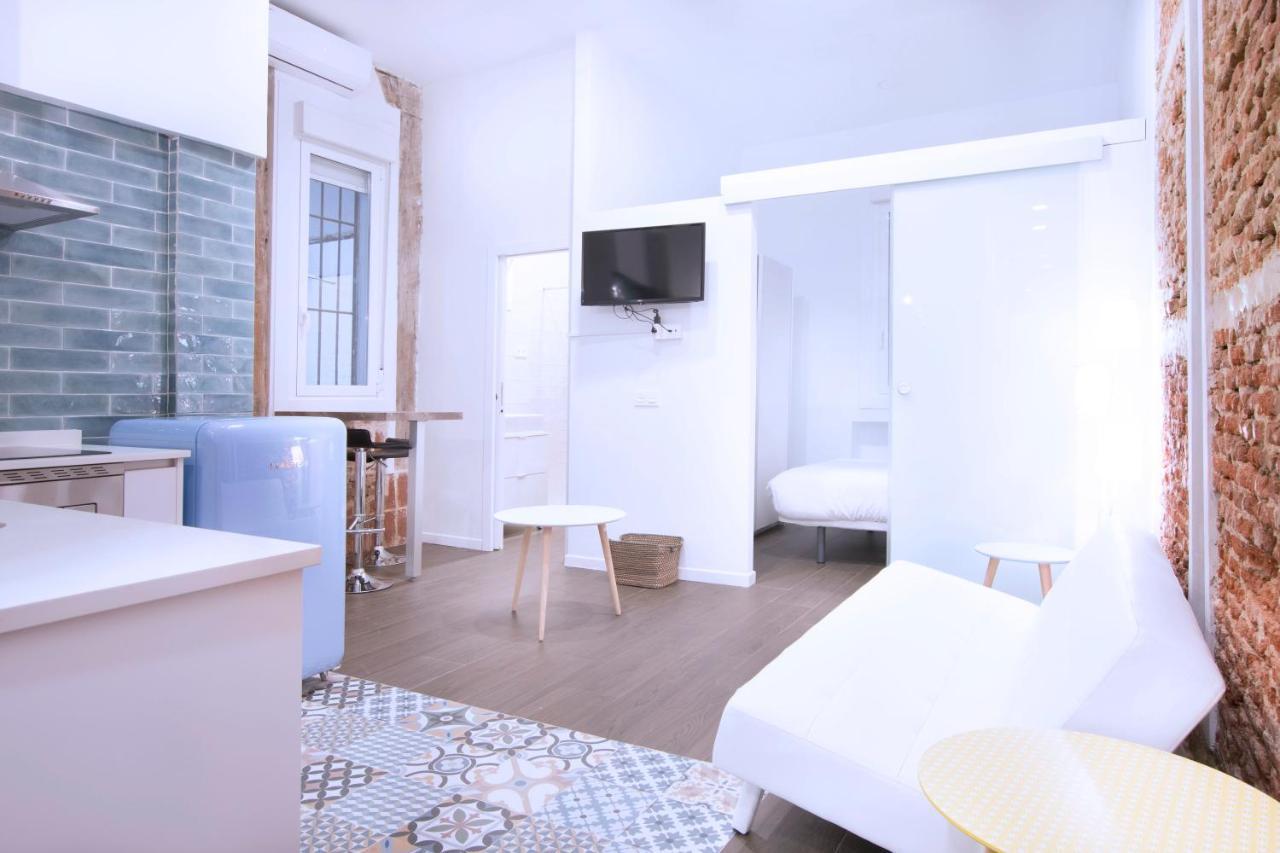 Fancy One-Bedroom La Latina Madri Exterior foto